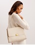 Εικόνα της 273864-IVORY  TED BAKER ΔΕΡΜΑΤΙΝΗ ΤΣΑΝΤΑ IMILILY LOCK DETAIL LARGE SHOULDER